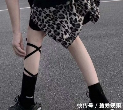 男生|女生公认“最伤脚”的3种鞋子,高跟鞋未上榜,第一名男生也爱穿