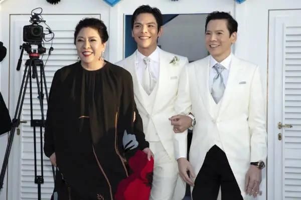 台媒是真厉害！深扒出郭碧婷生产住院细节，连床位护理费都知道