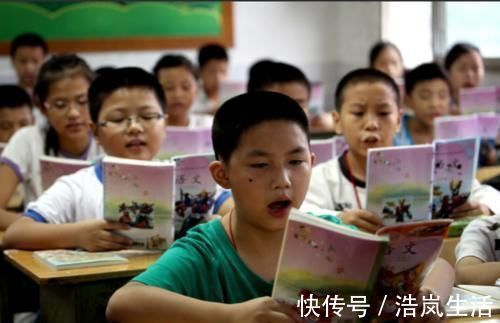 杂费|家长:请停止九年义务教育,网友:你们谁为农村的学生考虑过?