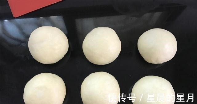 面包|教你一种麻花新做法，做法简单特好吃，比面包还松软，越嚼越香！