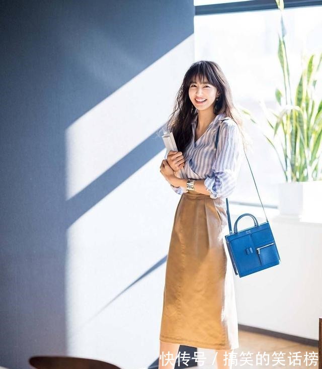 女生 大脸的女生除了发型之外，上衣款式也很重要，这三件拒绝容貌焦虑！