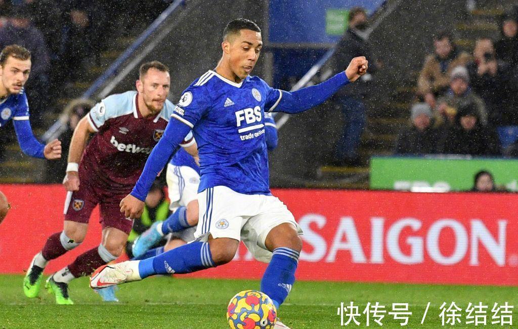 莫耶斯|2-2,绝平!英超黑马翻车,被轰13脚+4轮1胜,曼联阿森纳坐收大礼