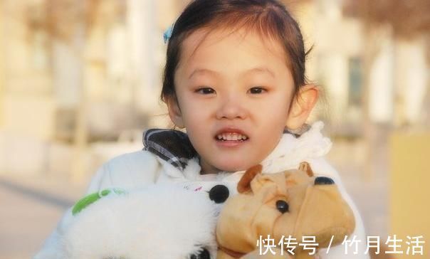 家长|冬天给孩子穿衣服真的越厚越暖和吗很多家长都做错了,别不知道