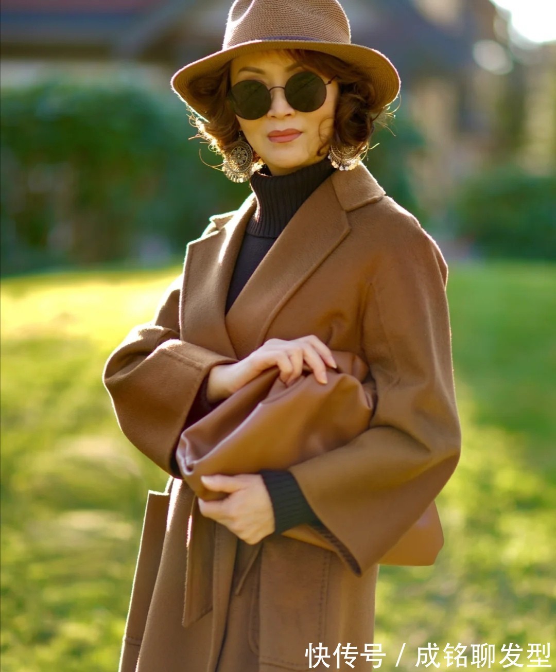 穿搭 五六十岁的女人这样穿最有品味,真实自然不装嫩,端庄大气显年轻