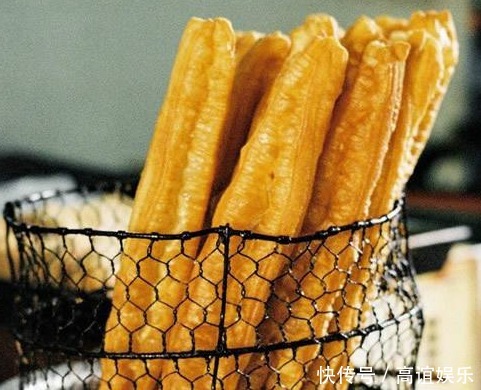 想吃油条不用买,配方和做法都告诉你,学会了告别小吃摊