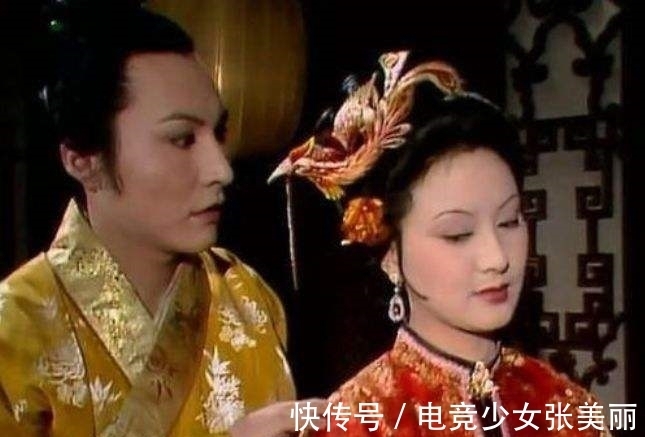 贾琏#王熙凤究竟有没有红杏出墙,与侄子贾蓉有染?贾蓉酒后道出真相