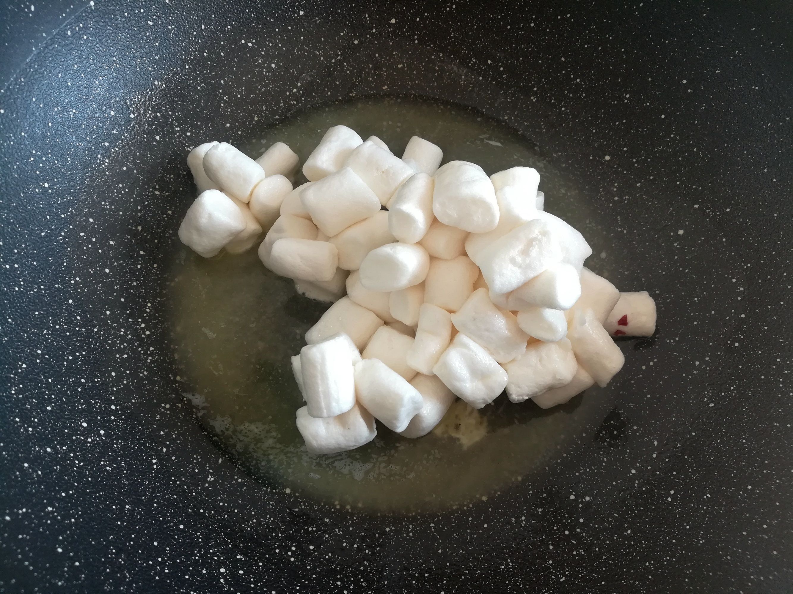 蔓越莓|闺蜜点名要吃它，香酥不甜腻，10分钟做一盘，每次做3斤都不够吃