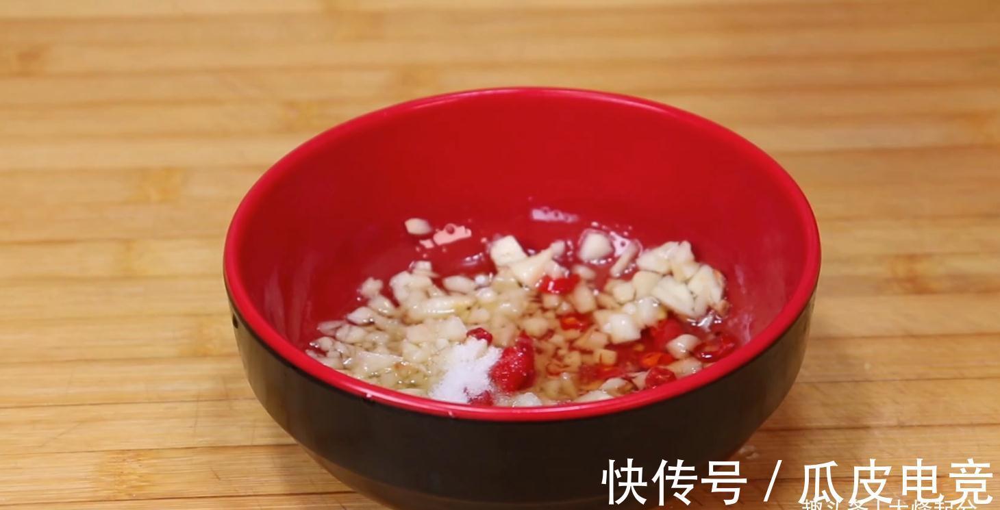 辣椒油|酒店拍黄瓜好吃的奥秘，难怪那么好吃过瘾，做法极其简单