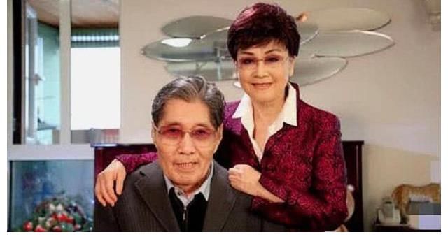 肖卓|當眾質疑尚雯婕，二婚嫁給自己的粉絲，耿直的李谷一現在怎樣了？