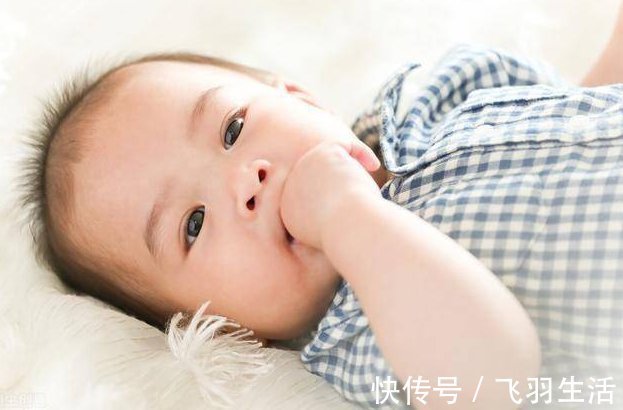 宝妈|宝宝这三种“撒娇”行为，是想跟父母多亲近，多抱抱也不会惯坏娃