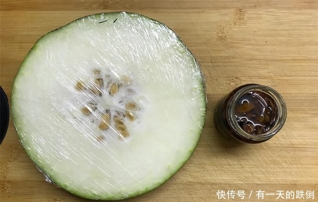 冬瓜此做法,鲜香入味比肉好吃,软糯多汁超下饭,连汤都吃精光