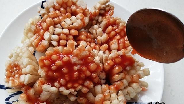 松鼠素鳜鱼|我家杏鲍菇从来不清炒,裹点淀粉这样做比肉更香,刚上桌就吃完了