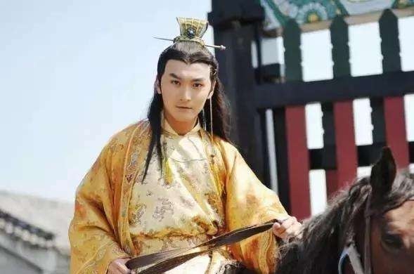 魏忠贤|魏忠贤大权在握,为何不废帝自立?魏忠贤:我只不过是一条狗而已