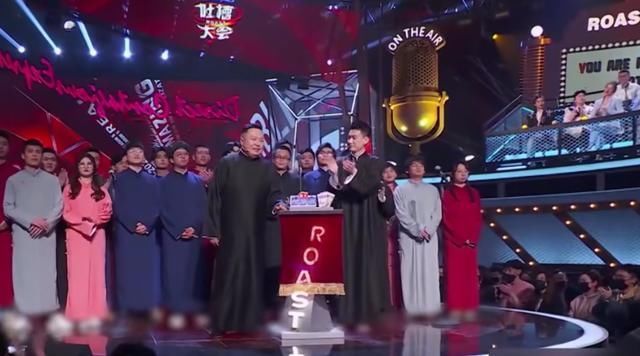 老师|大张伟凭实力带偏《吐槽大会》，李诞都瑟瑟发抖，神奇的大老师
