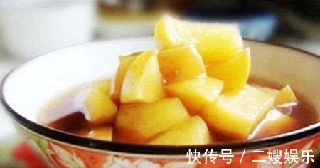 苹果皮|“一天一苹果,医生远离我”,可吃生苹果还是熟苹果,老人要吃对