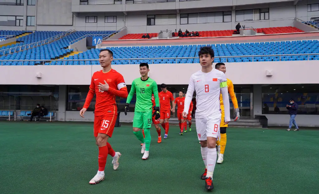 王大雷|2场热身赛后,国足首发11人基本确定,王大雷上位,吴曦被新星顶替