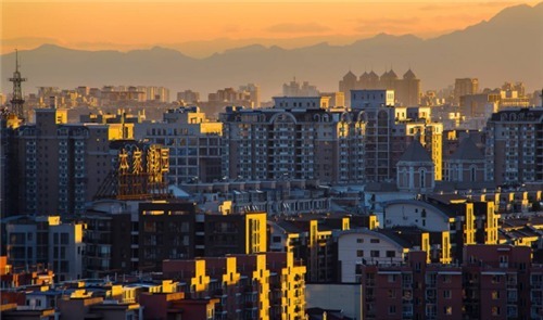 老人常说:“穷不走南、富不去北”,啥意思?背后的讲究你知多少