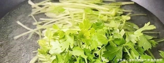 春天多做这道菜给孩子吃,做法简单,补脑又补钙,孩子多吃身体棒