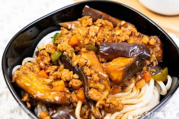 脾胃虚寒|茄子肉末面 这样做茄子孩子超爱吃