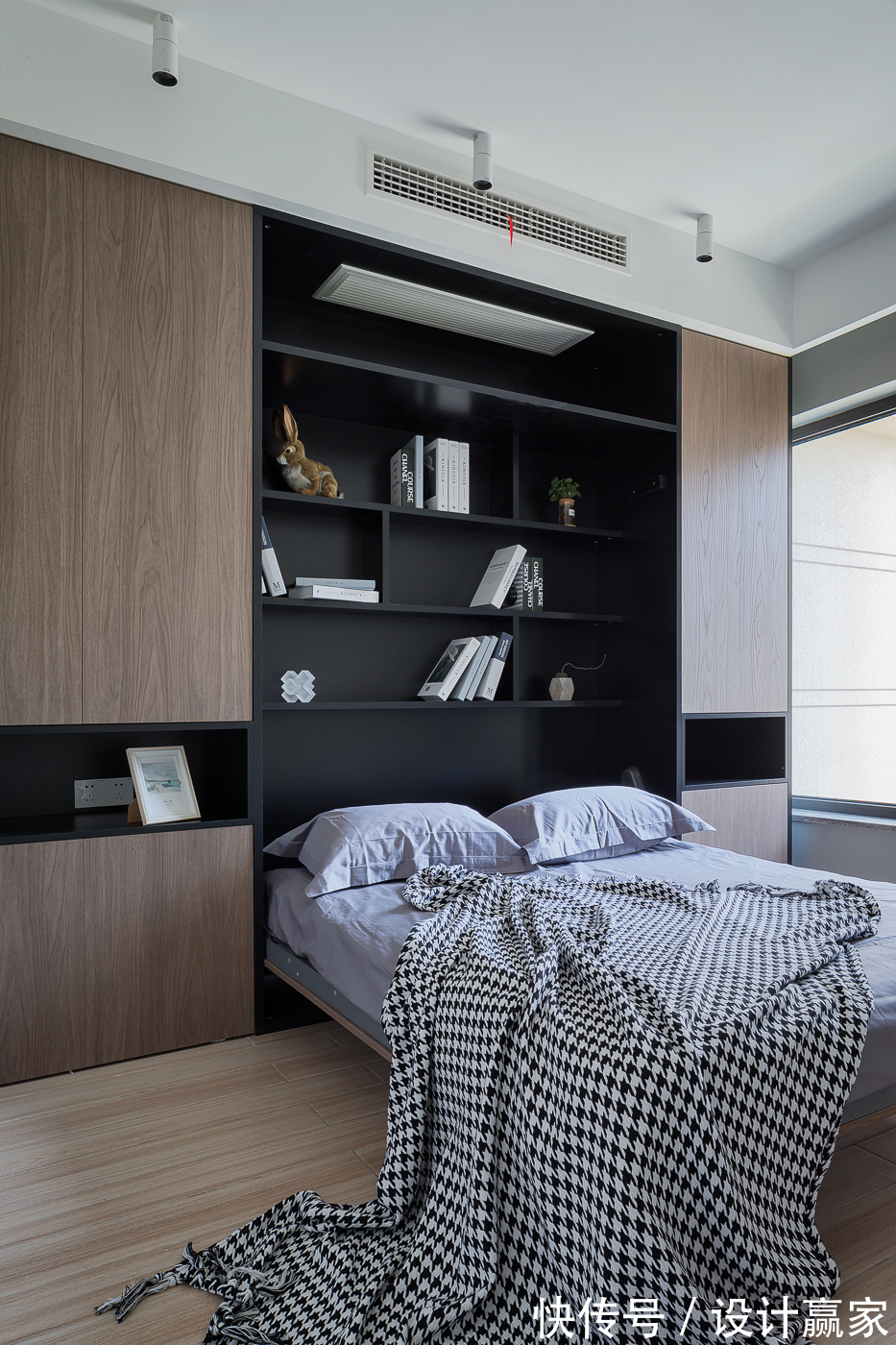 女主人|125㎡简约四居,黑白灰+暖色,一眼就爱上,无以复加