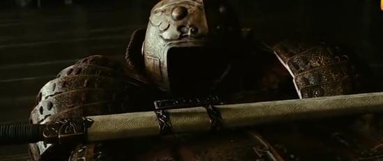 数代|百姓得到皇帝佩刀，数代供奉保护，还因它全家遭到迫害