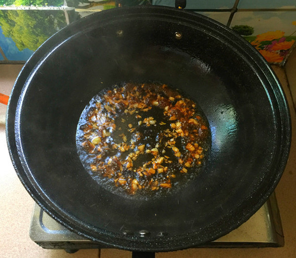 不管炒什么青菜,下锅多加“这1步”青菜不变黑,吃起来特别嫩!