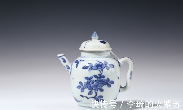 笔法#每一件青花瓷都“含烟吐翠”