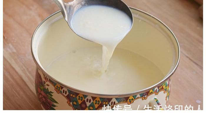 牛奶|常喝牛奶会骨质疏松?医生:多吃“2素1肉”,或会让你骨壮如牛