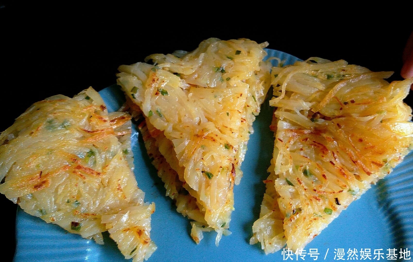 做好|土豆这样做成早餐,比包子油条都好吃,外酥里嫩,10分钟就能做好