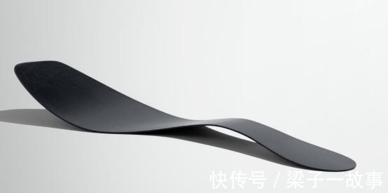 勺子型 最好的跑鞋是哪一款,只考虑性能,不考虑其它因素!