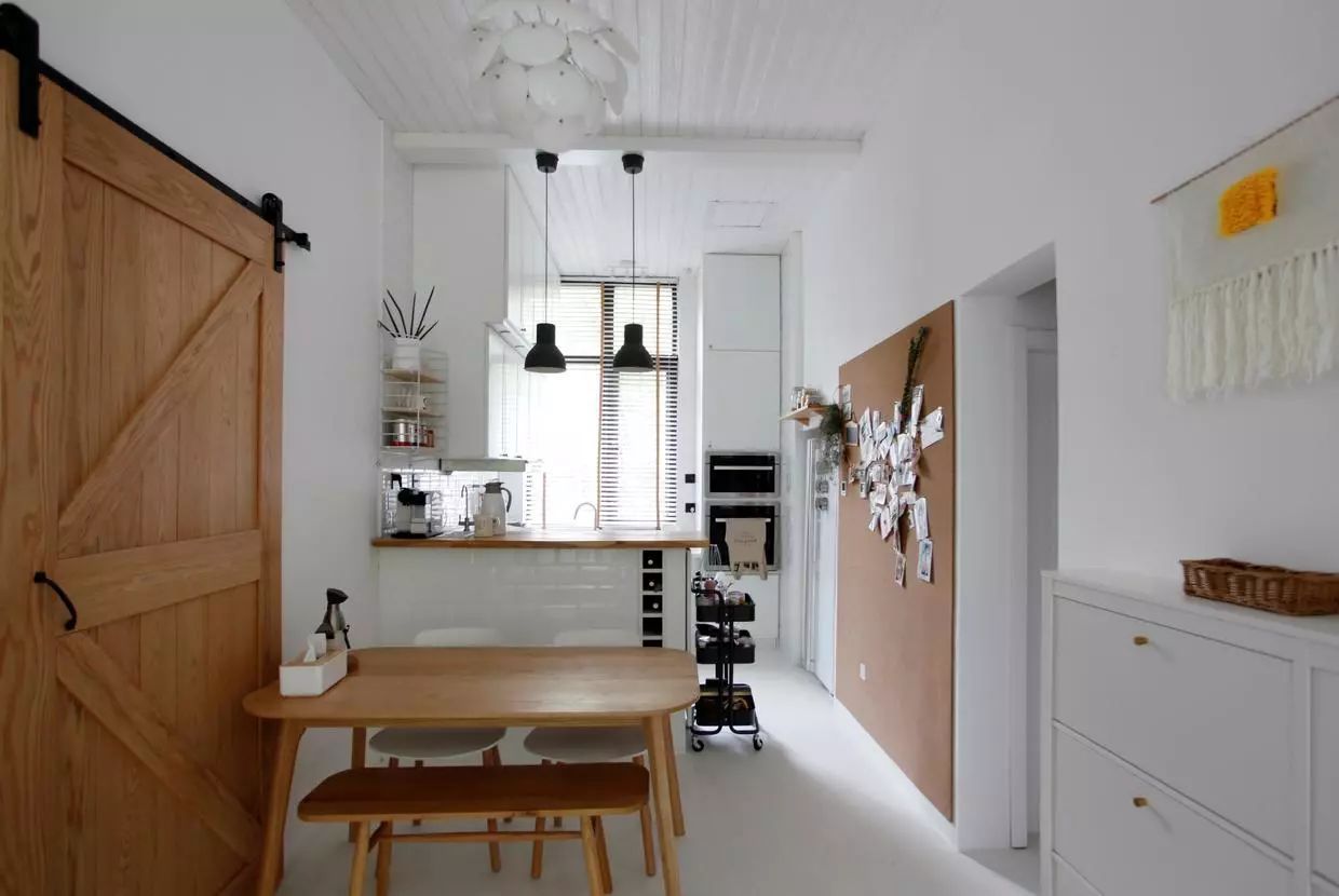 改造|她买下学区房,76㎡挤出8个房间,一层爆改两层,邻居都看呆了