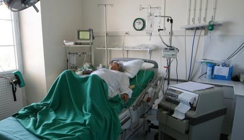 医生|二胎孕妈进产房10小时还没生,还没头胎生得快?医生:跟经验没关