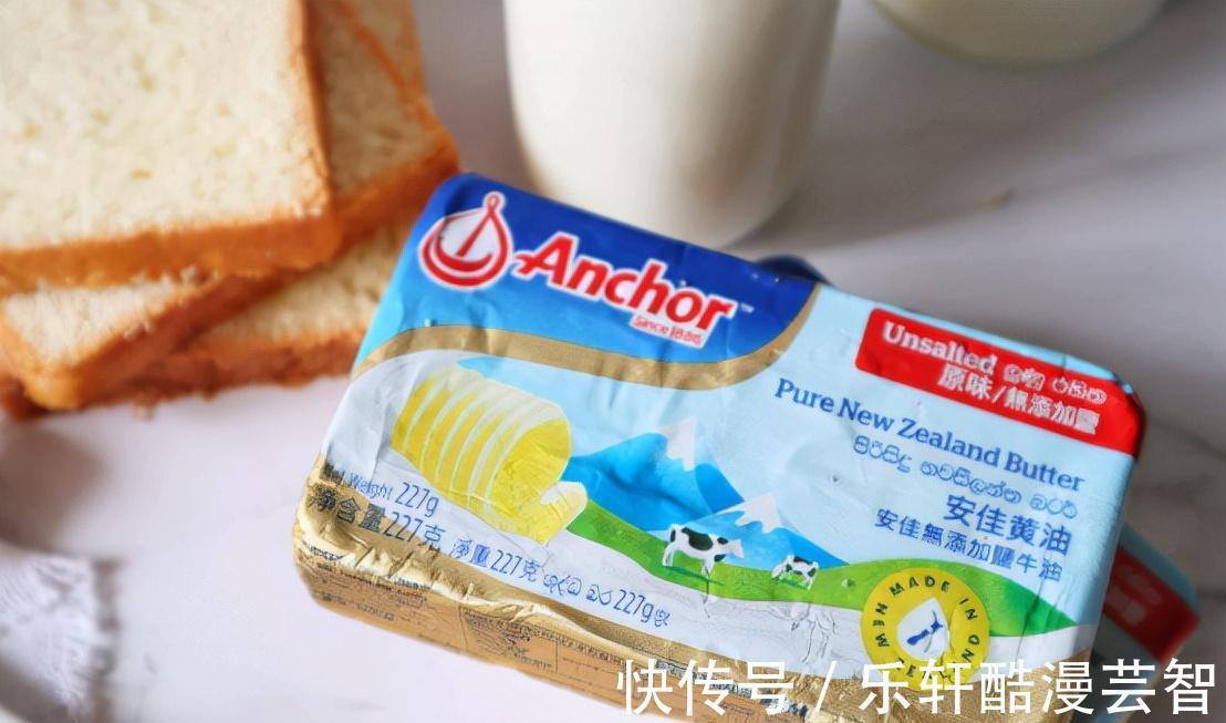 茶餐厅|解锁吐司新吃法，直接用黄油香煎，焦焦得特别好吃