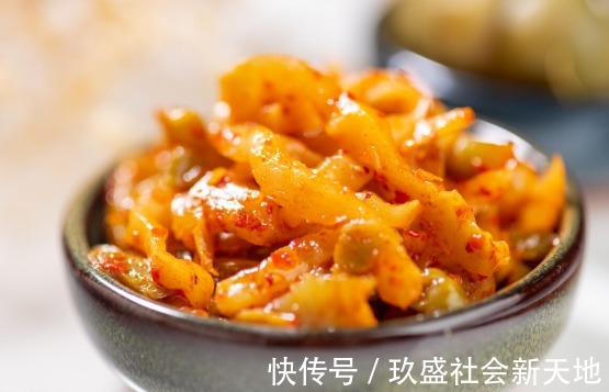 食物|高血压的“降压器”已出现,做好“3吃3不吃”,血压一天比一天稳