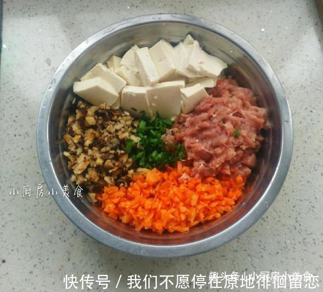 4种饺子馅,在家里多包一些饺子放冰箱,吃着方便,比外卖饺子香