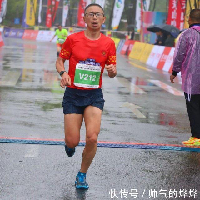 中年|“中年跑者”越来越多的背后，藏着一份与岁月的抗争！