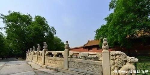 拱券|故宫断虹桥和十八槐