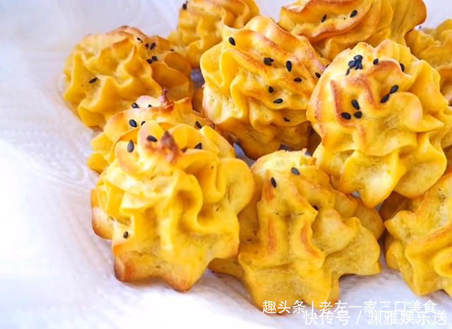 秘制|红薯秘制新吃法，不揉面，不油炸，香甜可口，一出锅瞬间吃光光