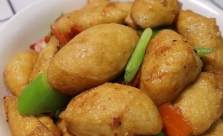 做法简单,好吃下饭,是家庭餐桌的必备家常菜,比吃肉还解馋