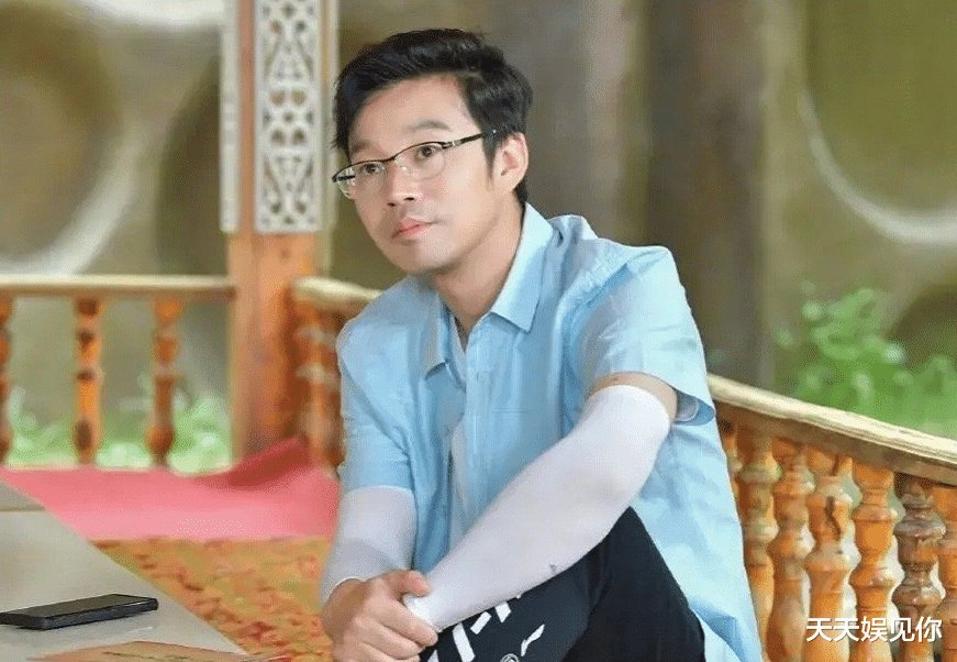 《向往5》官宣海报，嘉宾站位有讲究，《极挑7》真应该好好学学