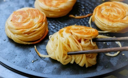 剂子|烙饼新方法，懒人最爱，丝丝缕缕，香酥脆，美味！