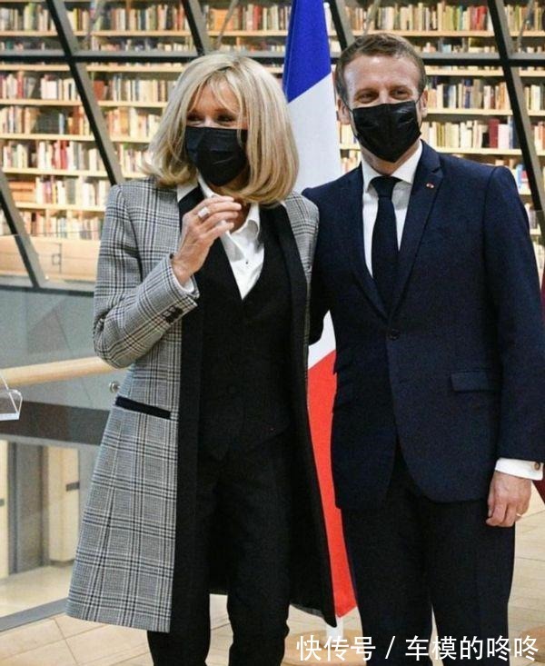 老公 法国夫人成熟稳重!穿大衣叠腿坐太优雅,小25岁老公主动求牵手!