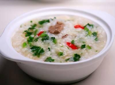 小胡|一岁宝宝中毒身亡,“夺命粥”事故频出,你还敢给孩子喝吗