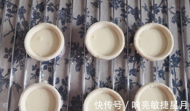 超级简单的甜品,搅一搅,拌一拌,烤一烤,香喷喷好吃看得见绝了!