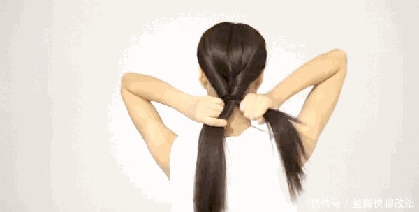 step|女人头发就别披着了,这样扎起来美的连你自己都嫉妒!