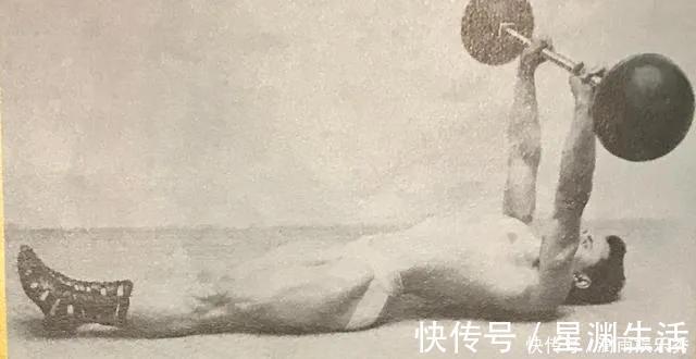 三頭肌|100年前最好的練胸動作之一，現在無人問津，非常遺憾