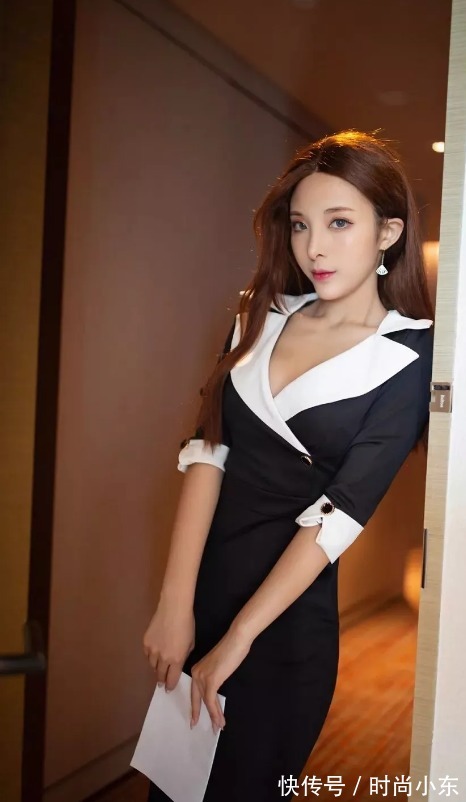 高跟 制服高跟美女白领,金发飘扬娇艳欲滴