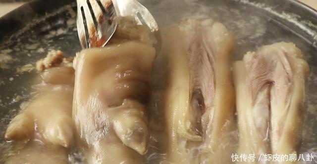 做法|想吃卤猪蹄不用出去买了,做法和配方都告诉你,学会在家就能做