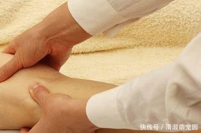 湿气重百病生,祛湿排毒别去拔罐了,做好2点祛湿驱寒好处多