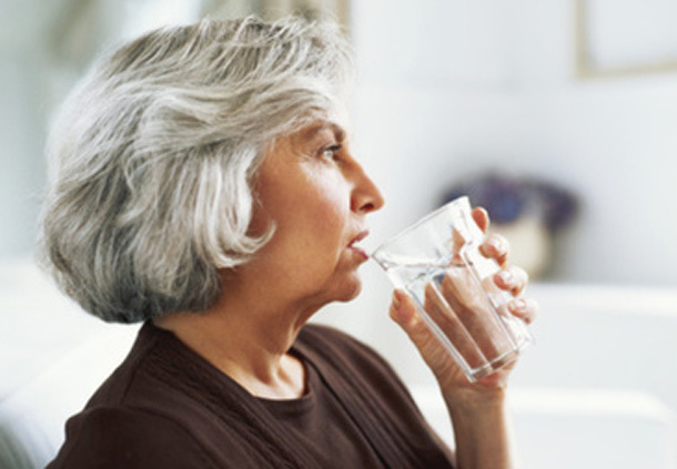 长寿|无论男女50岁后,不想生大病,牢记饭前饭后的“禁忌”,轻松长寿